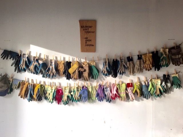 Gloves by Delfina